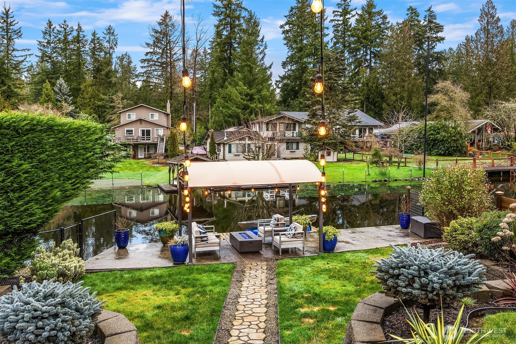 29820 224th Avenue SE, Black Diamond, WA 98010