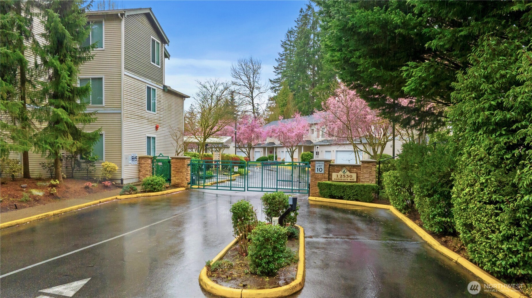 12530 Admiralty Way #H102, Everett, WA 98204