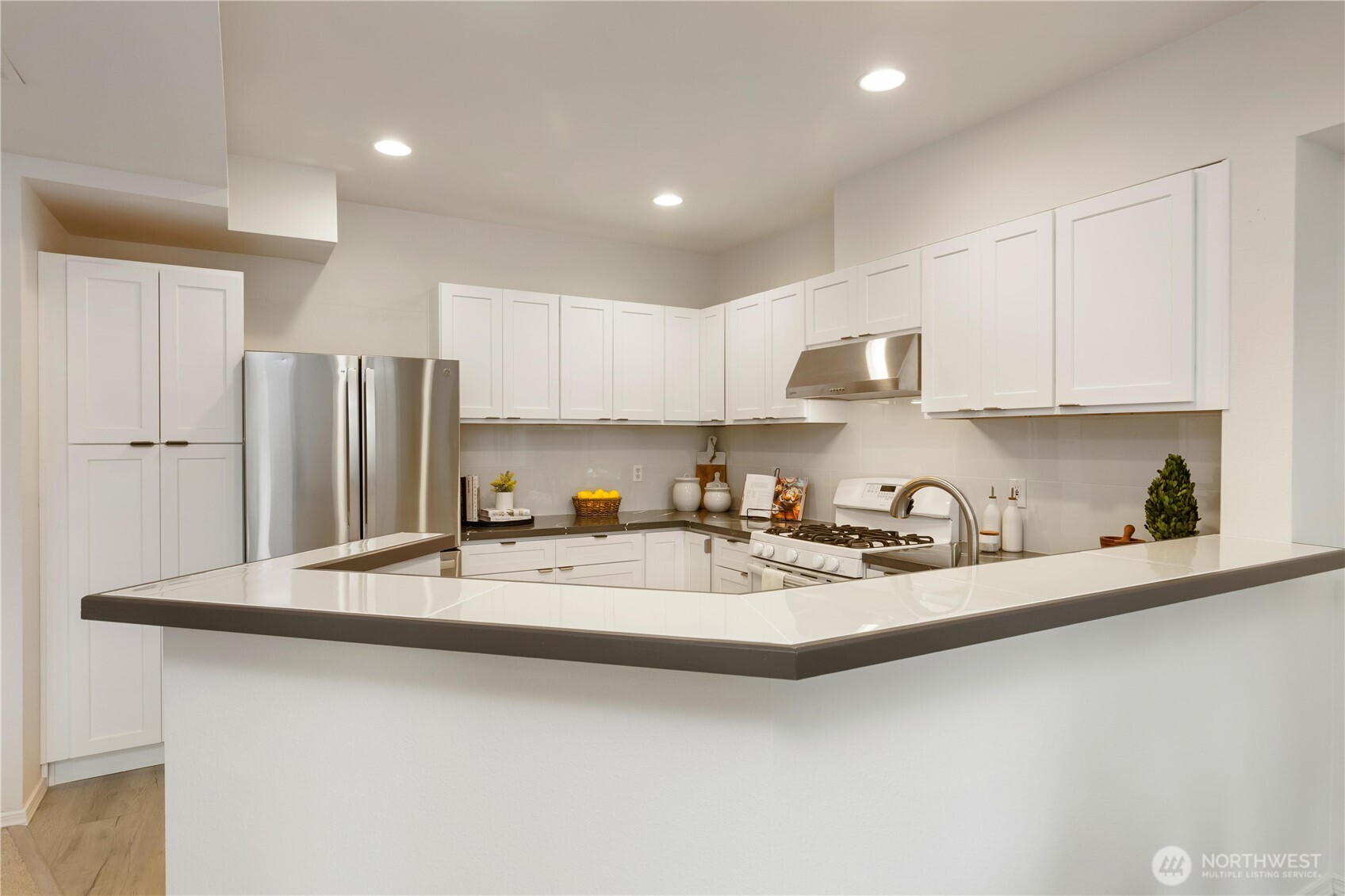 12530 Admiralty Way #H102, Everett, WA 98204