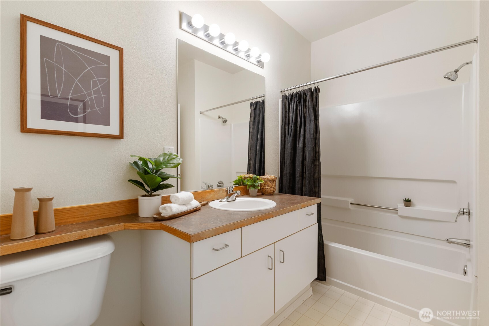 12530 Admiralty Way #H102, Everett, WA 98204