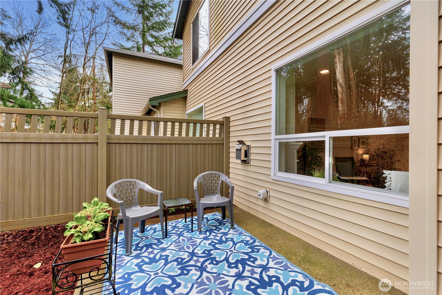 12530 Admiralty Way #H102, Everett, WA 98204