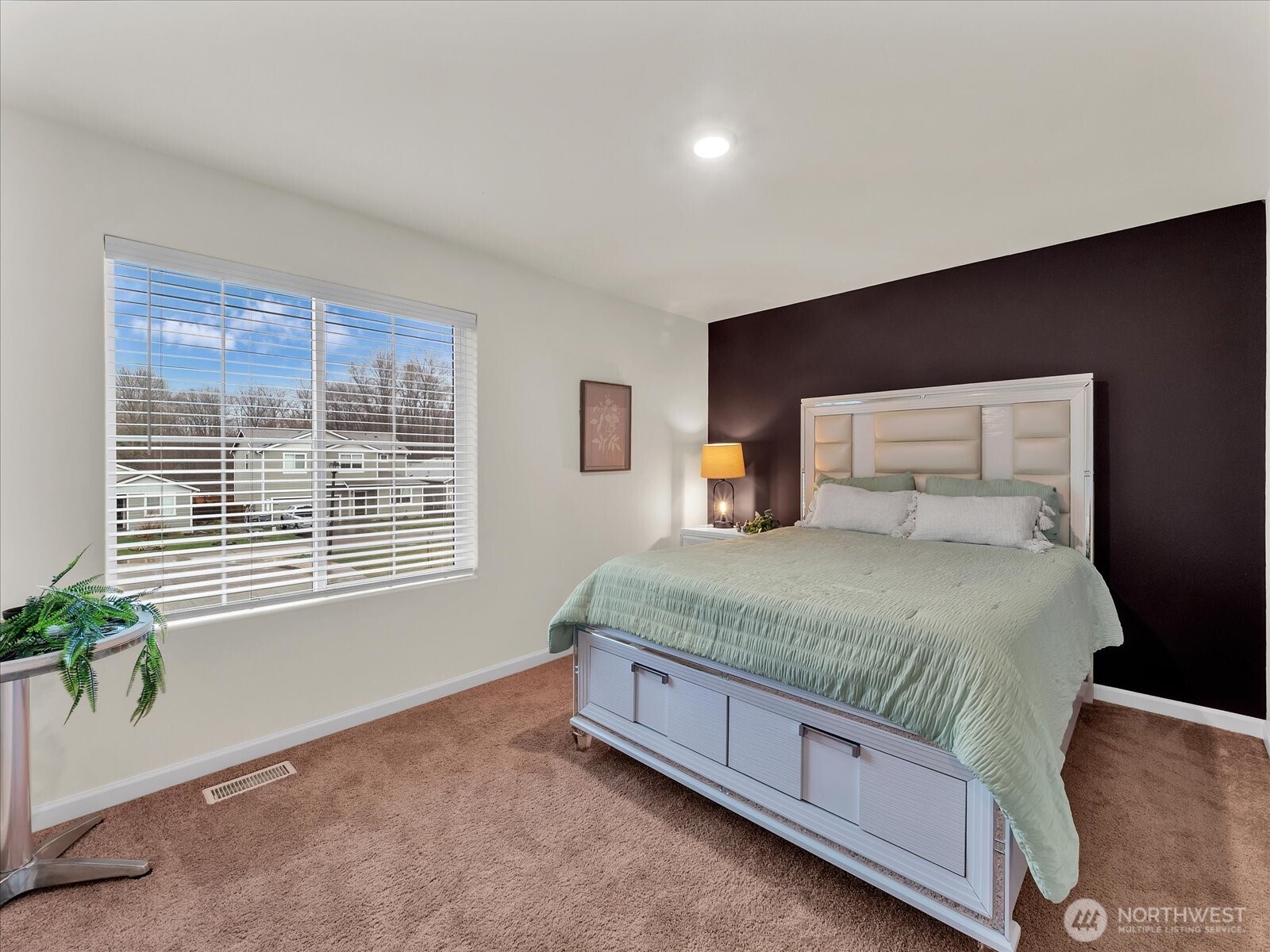 6412 121st Avenue E, Puyallup, WA 98372