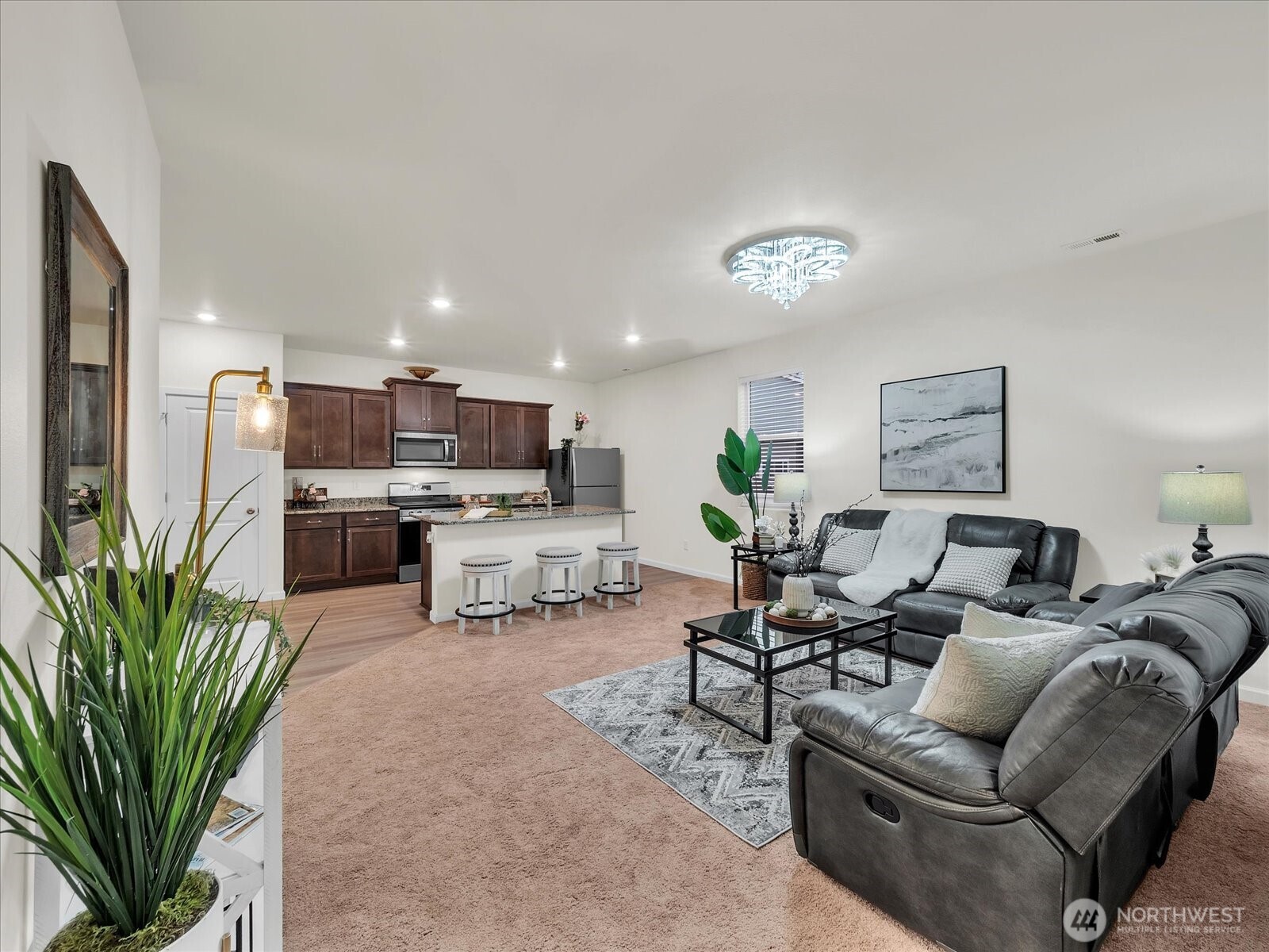 6412 121st Avenue E, Puyallup, WA 98372