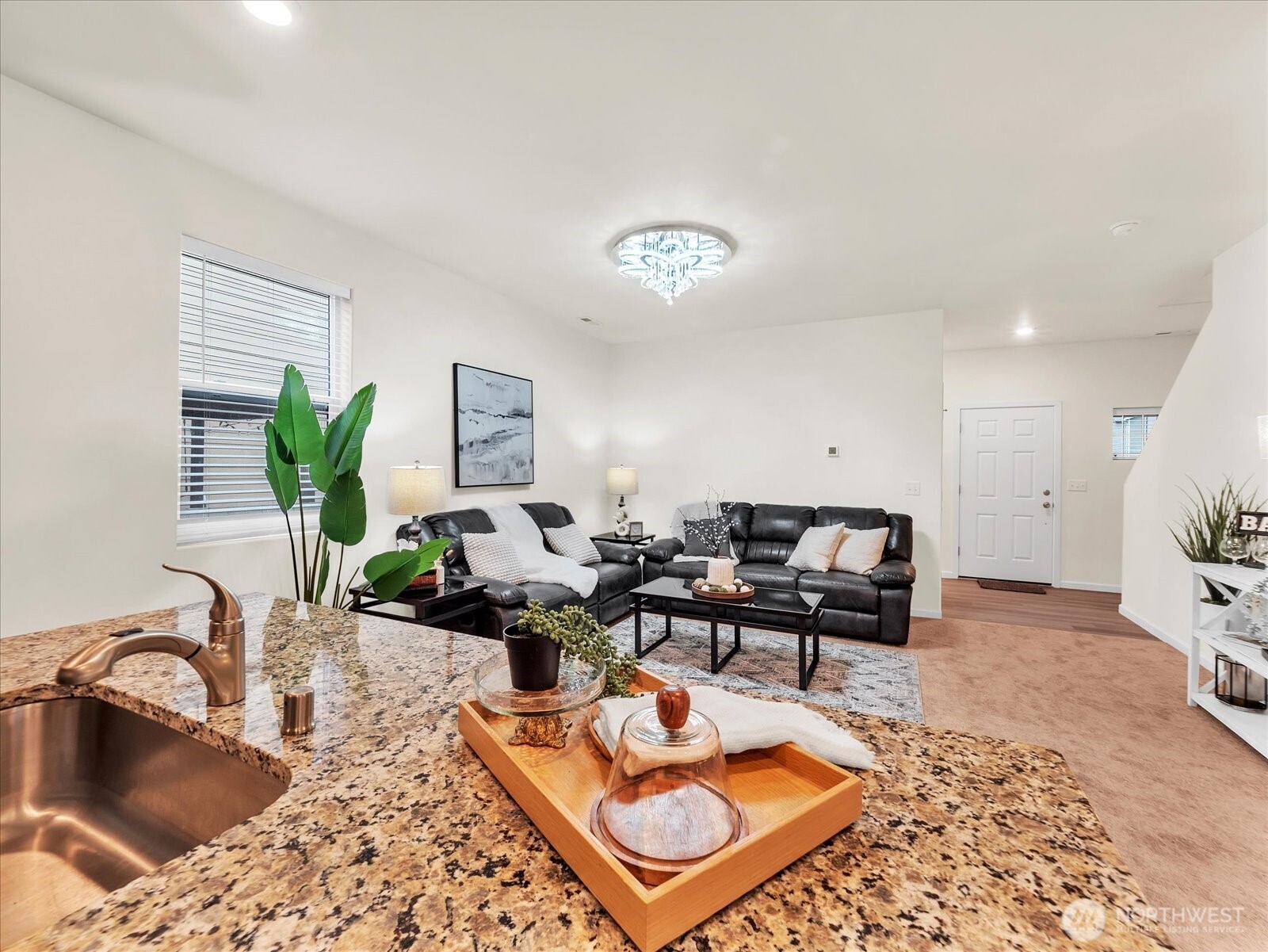 6412 121st Avenue E, Puyallup, WA 98372