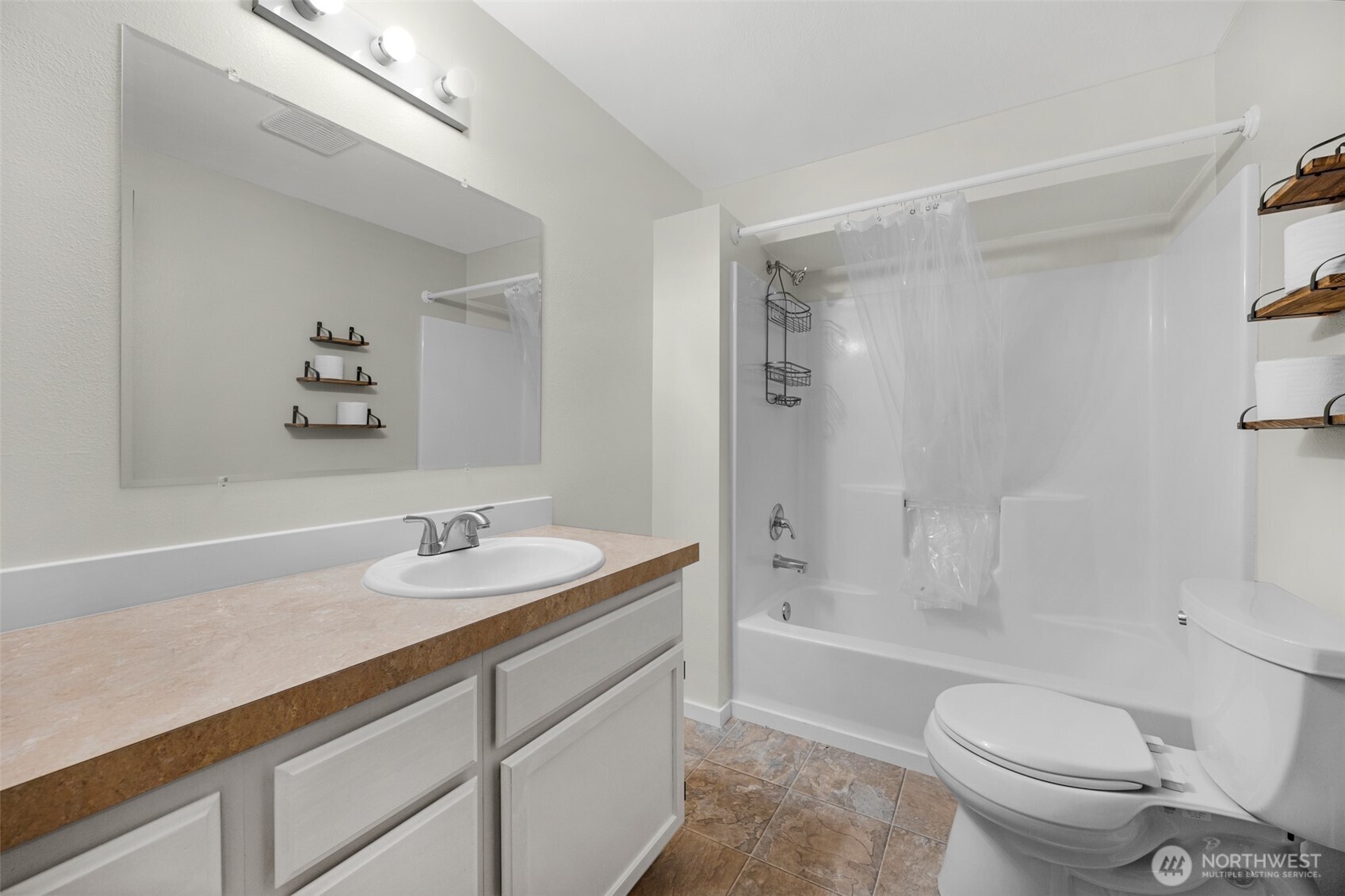 18727 67th Avenue NE, Arlington, WA 98223