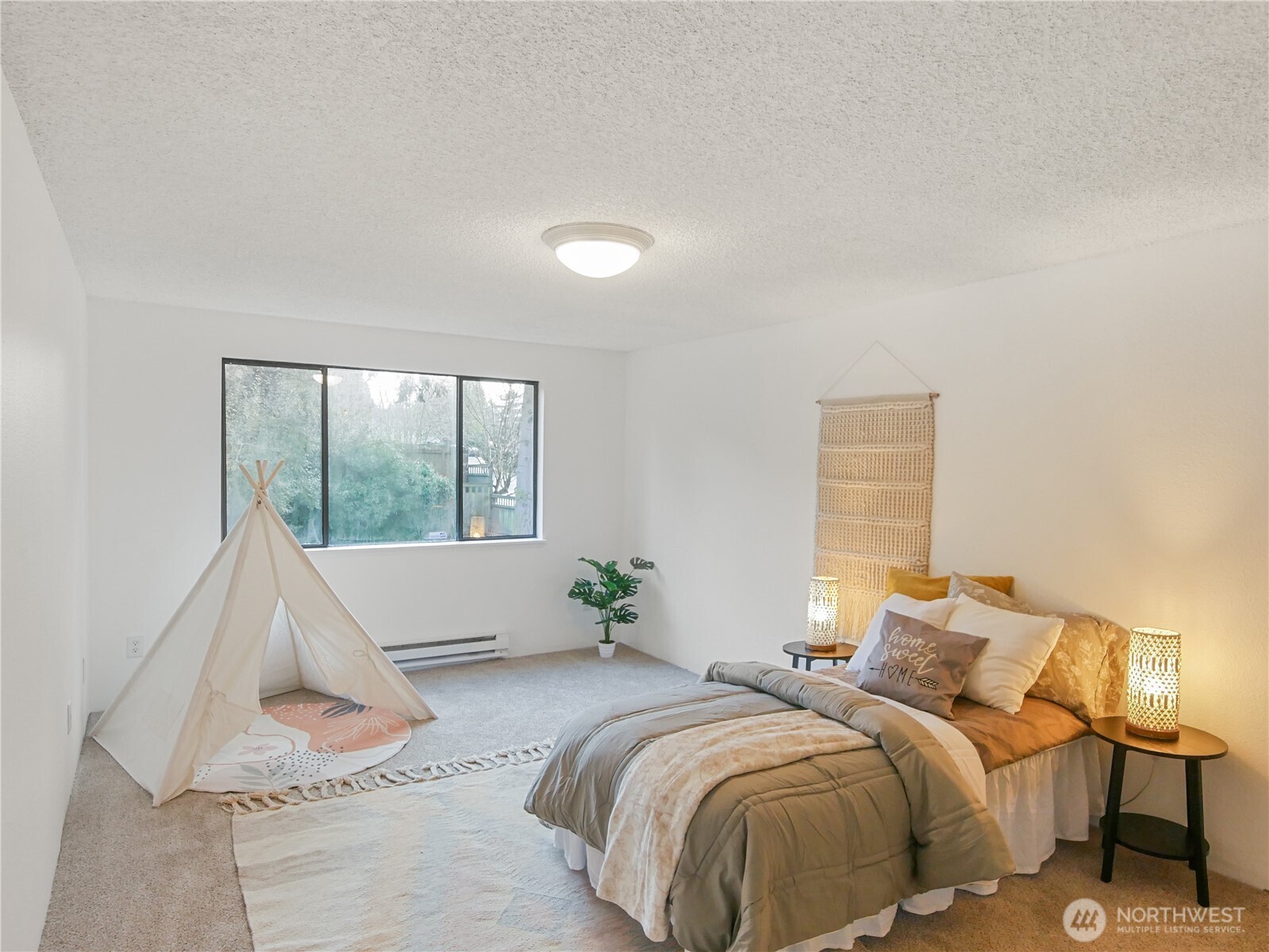 30853 13th Place S #2, Federal Way, WA 98003