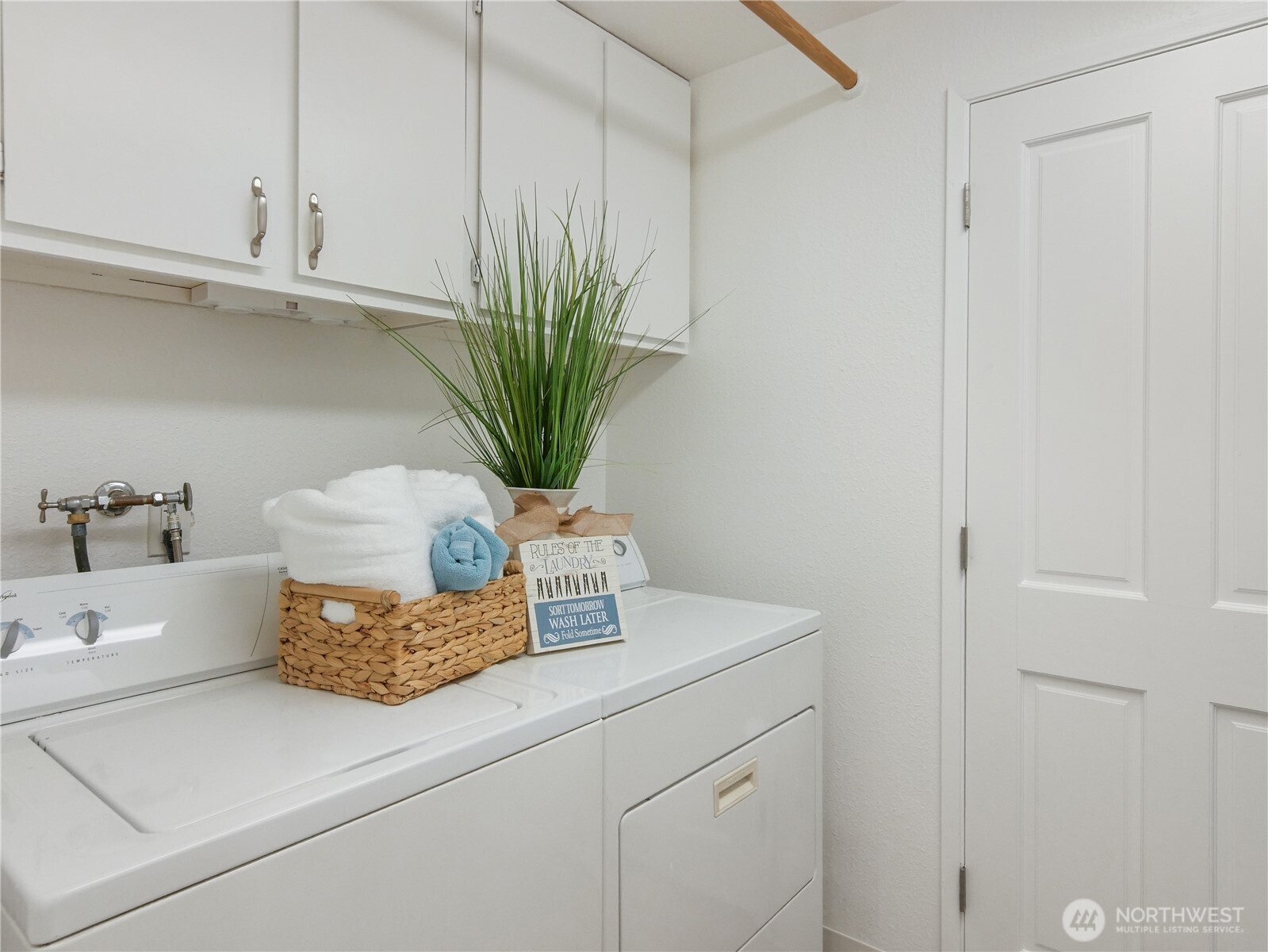 30853 13th Place S #2, Federal Way, WA 98003