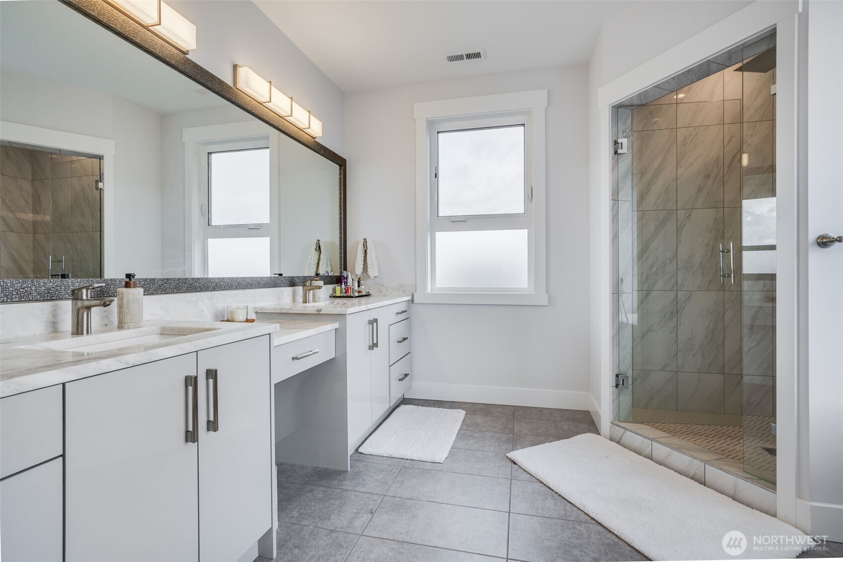 17323 Military Rd S , SeaTac, WA 98188