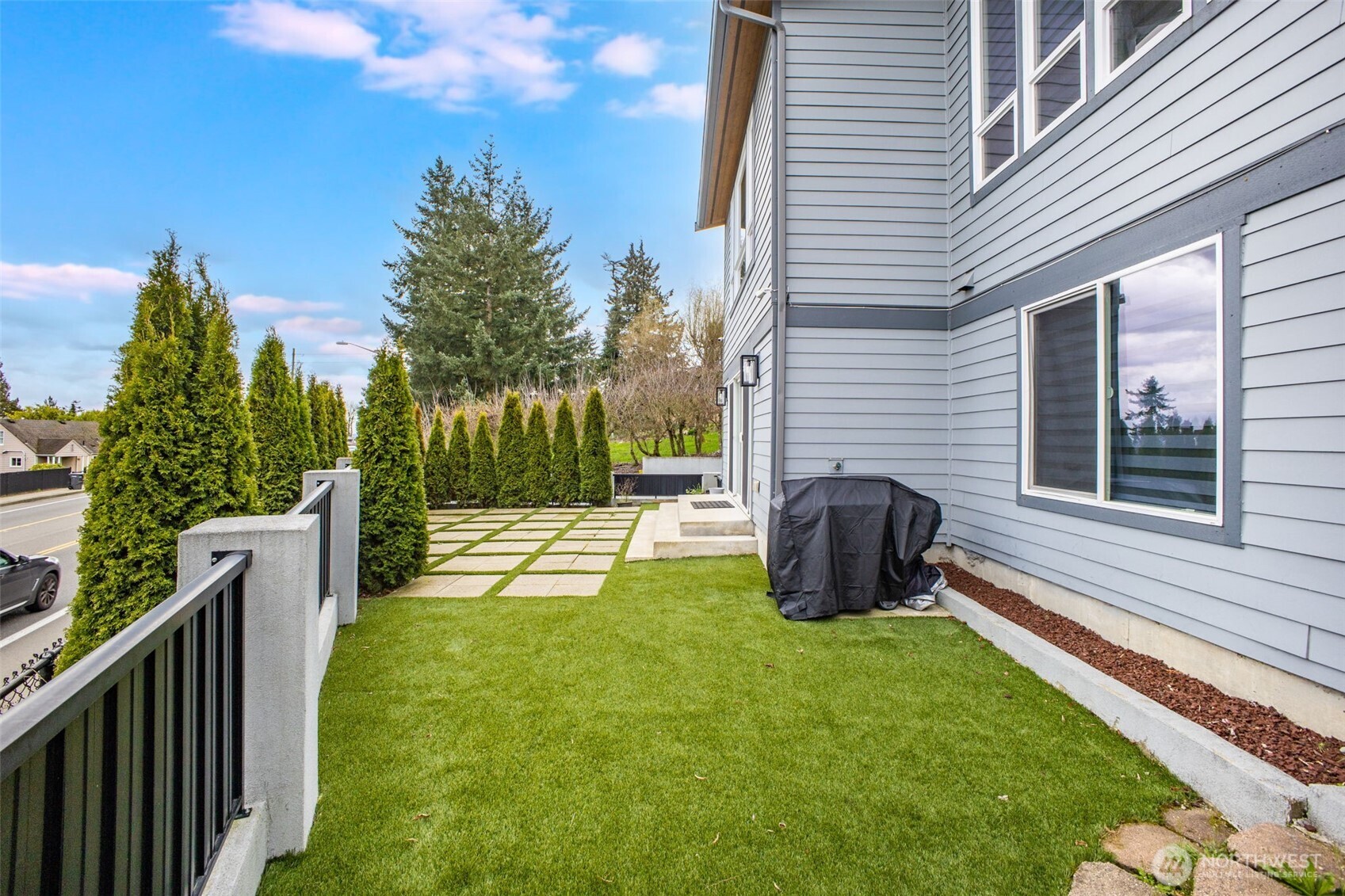 17323 Military Rd S , SeaTac, WA 98188
