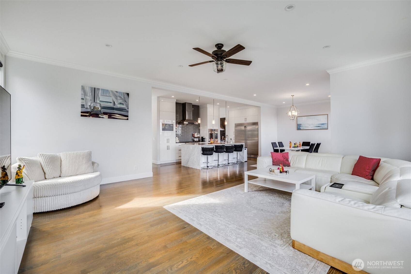 17323 Military Rd S , SeaTac, WA 98188