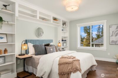 8004 Burke Avenue N, Seattle, WA 98103 - Photo 24