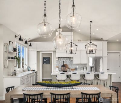 8004 Burke Avenue N, Seattle, WA 98103 - Photo 10