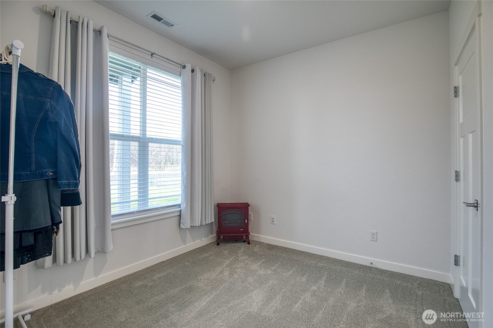 28 Roup Road , Montesano, WA 98563