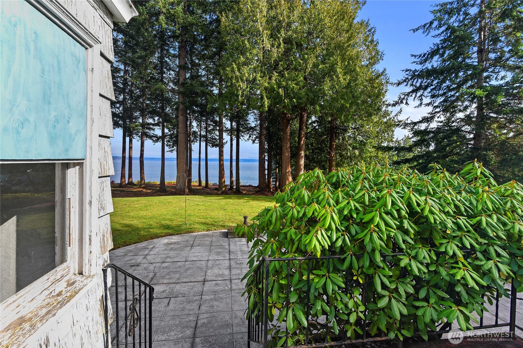 34262 Pilot Point Road NE, Kingston, WA 98346