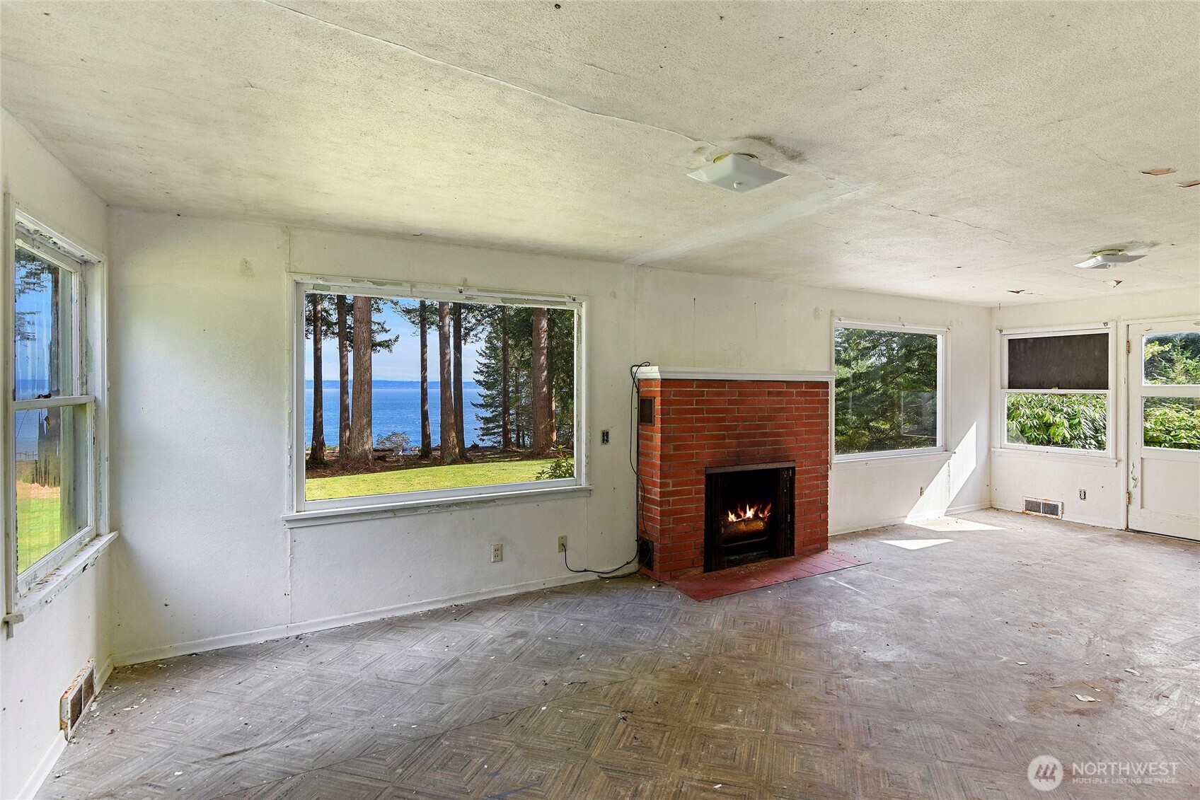 34262 Pilot Point Road NE, Kingston, WA 98346