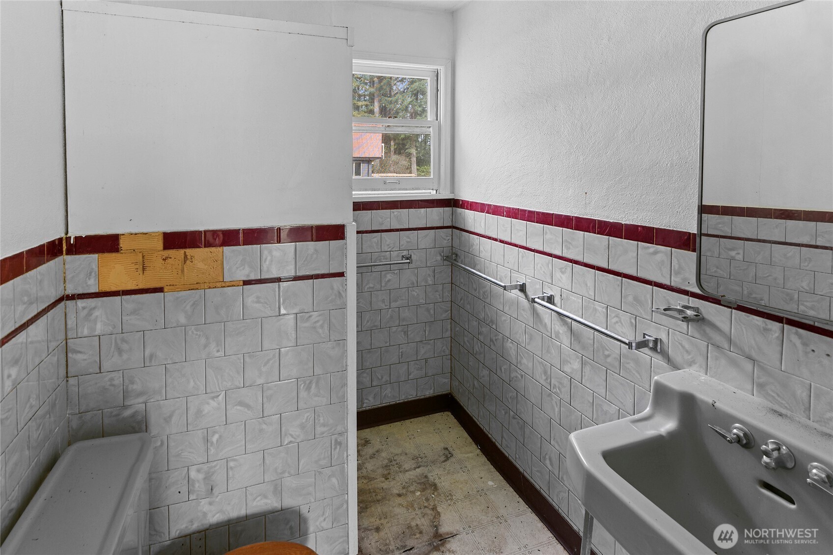 34262 Pilot Point Road NE, Kingston, WA 98346