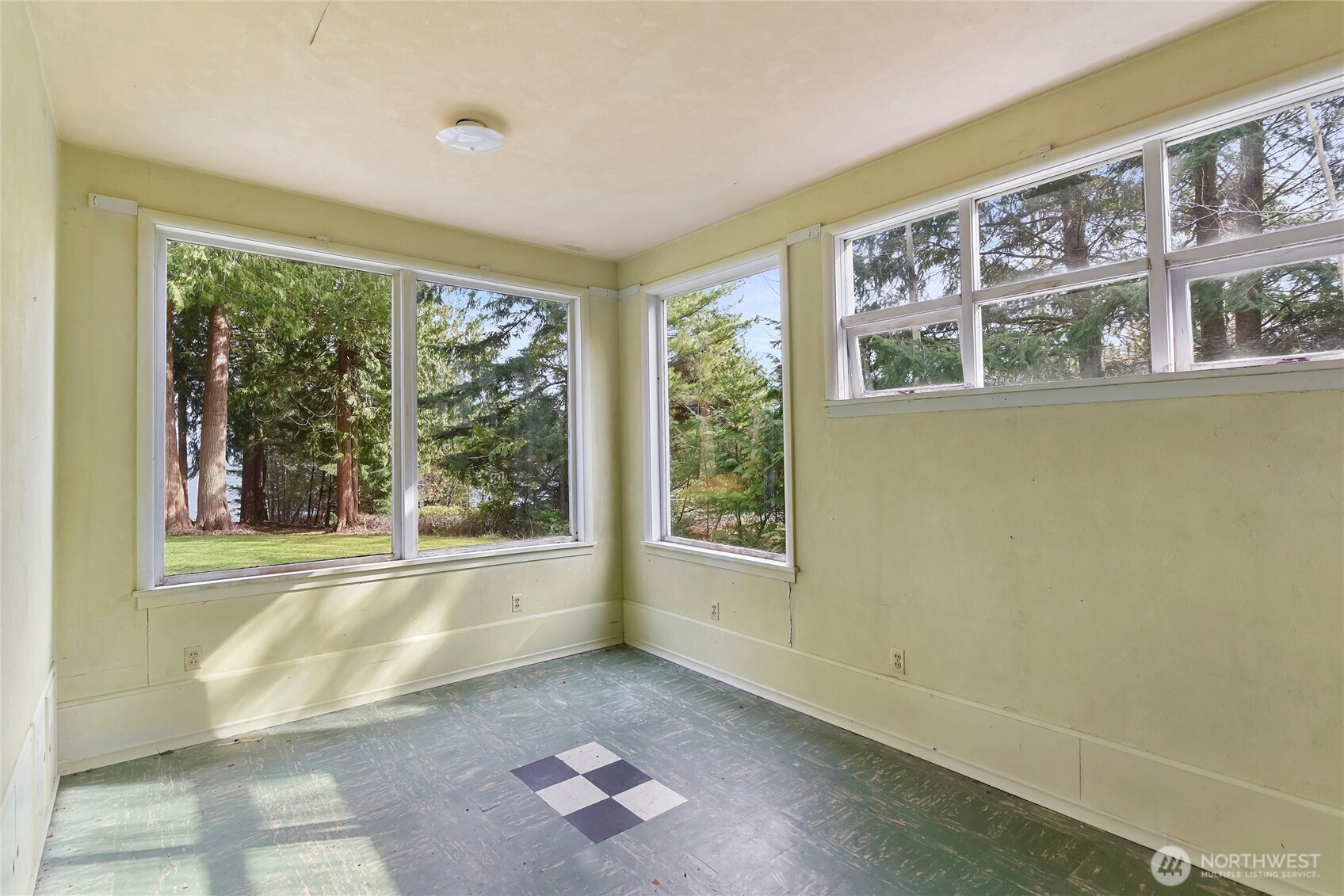 34262 Pilot Point Road NE, Kingston, WA 98346