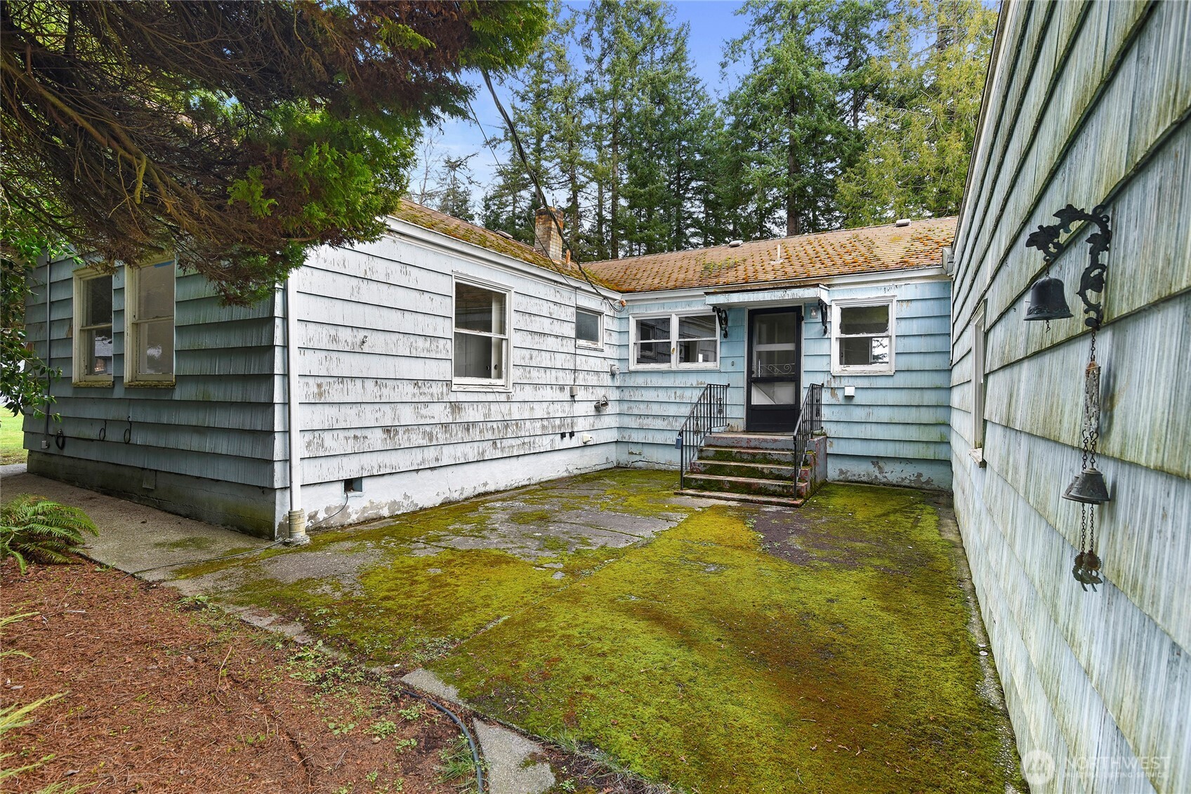 34262 Pilot Point Road NE, Kingston, WA 98346