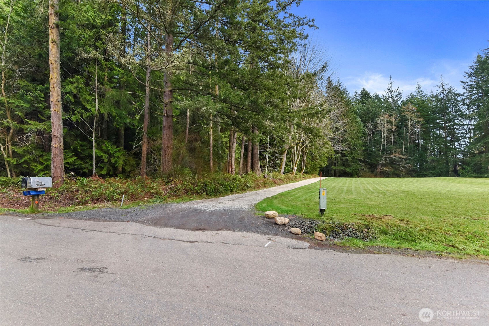 34262 Pilot Point Road NE, Kingston, WA 98346