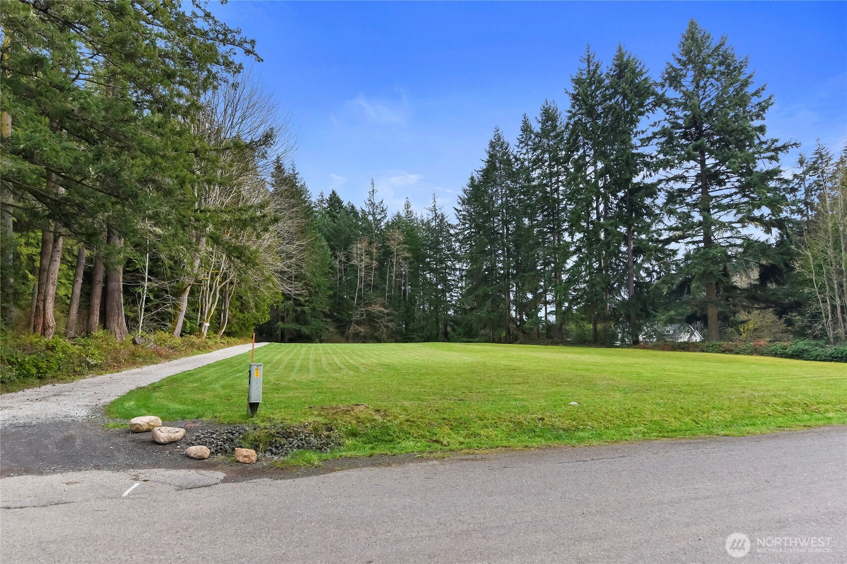 34262 Pilot Point Road NE, Kingston, WA 98346