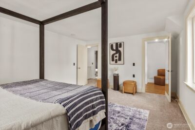 10740 Interlake Avenue N, Seattle, WA 98133 - Photo 12