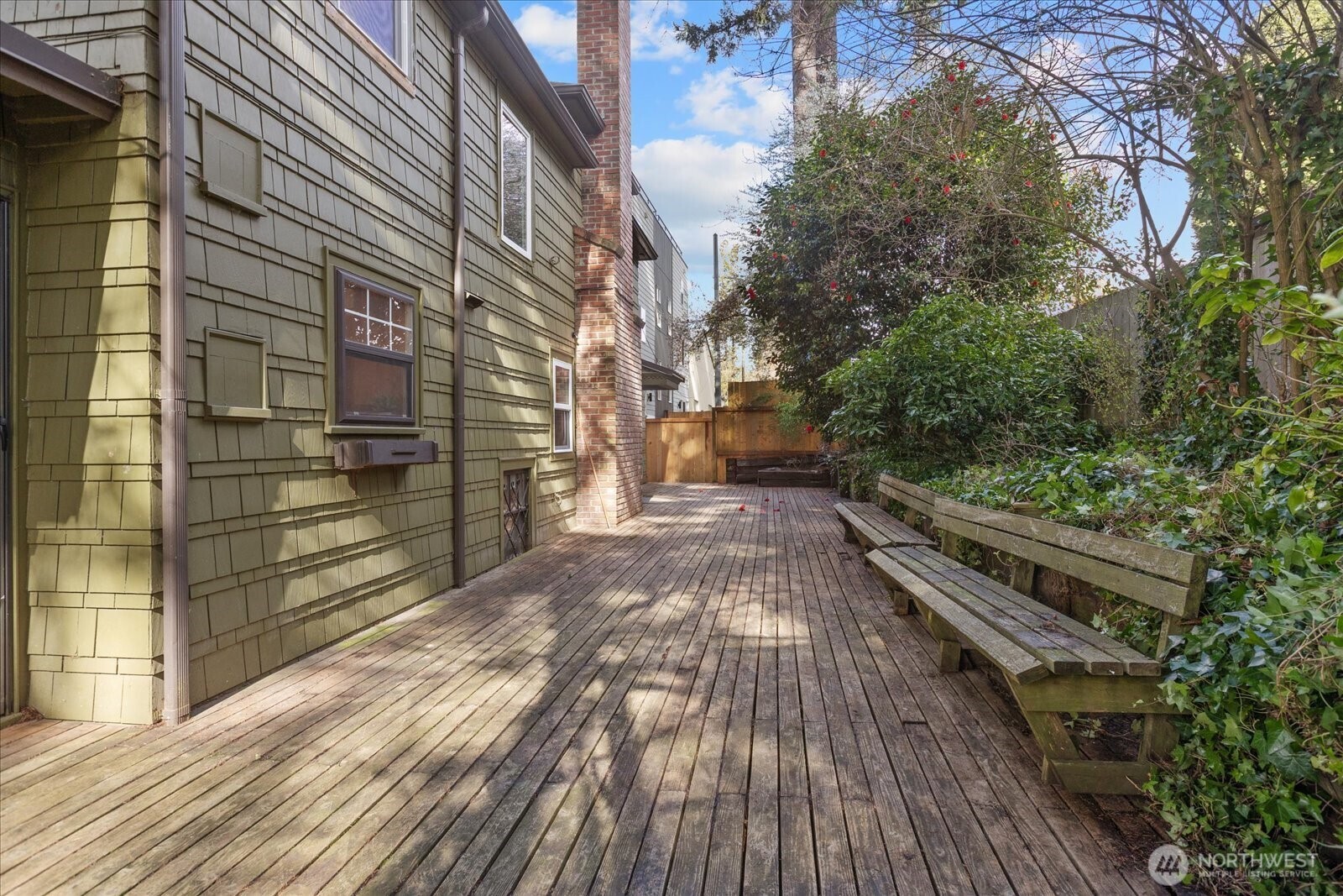 10740 Interlake Avenue N, Seattle, WA 98133