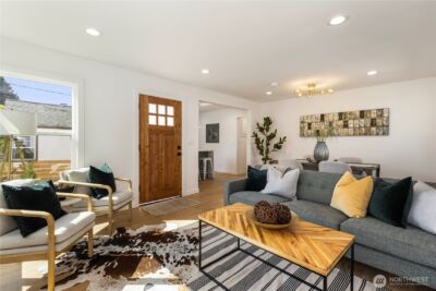 828 NE 95th Street , Seattle, WA 98115 - Photo 3