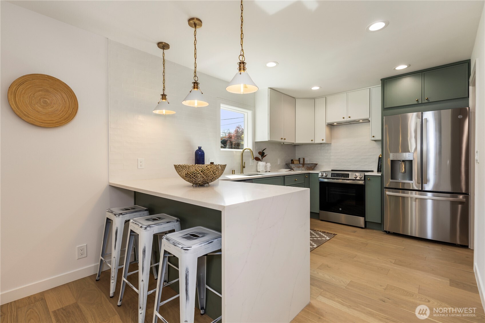 828 NE 95th Street , Seattle, WA 98115