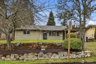 4404 SE 3rd Place , Renton, WA 98059