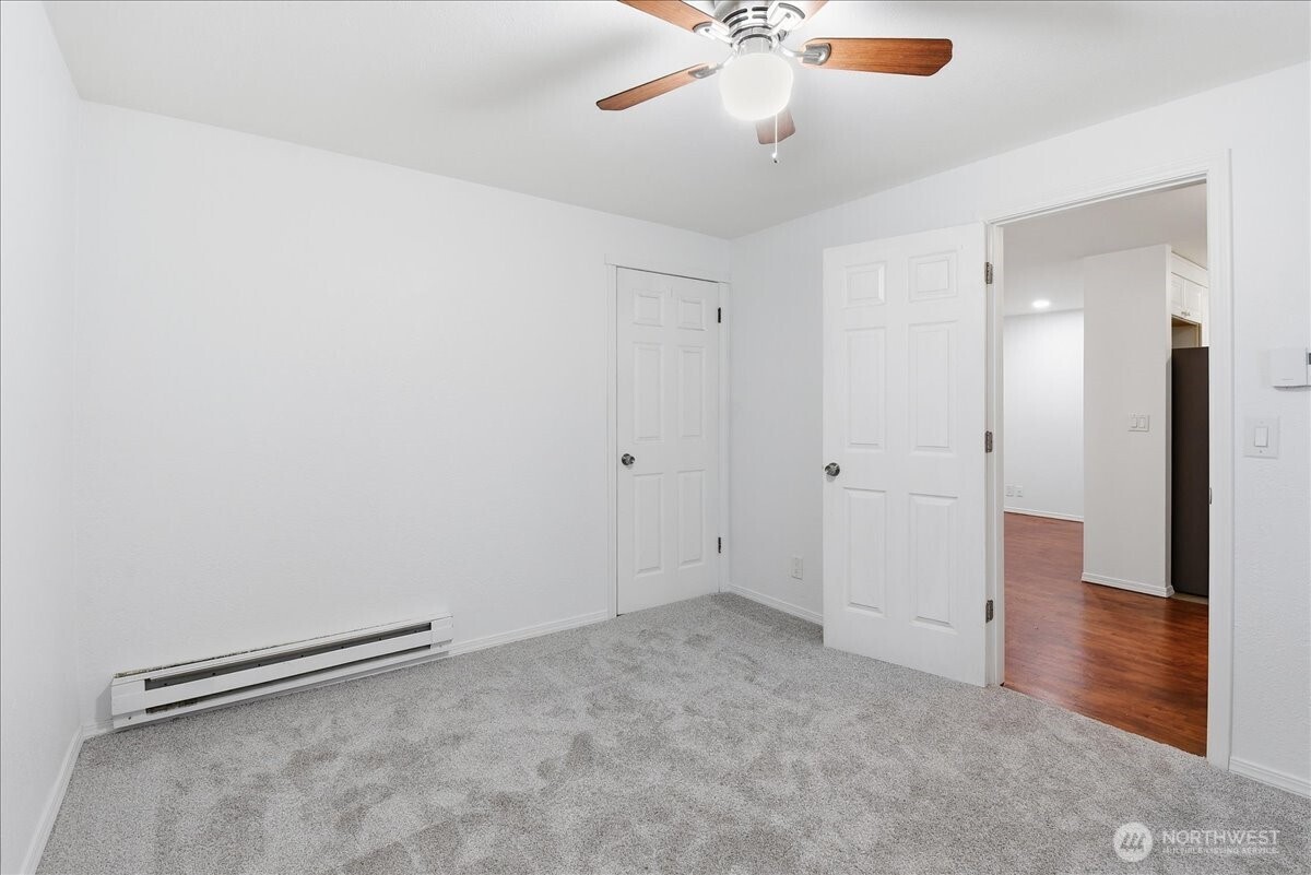 4404 SE 3rd Place , Renton, WA 98059