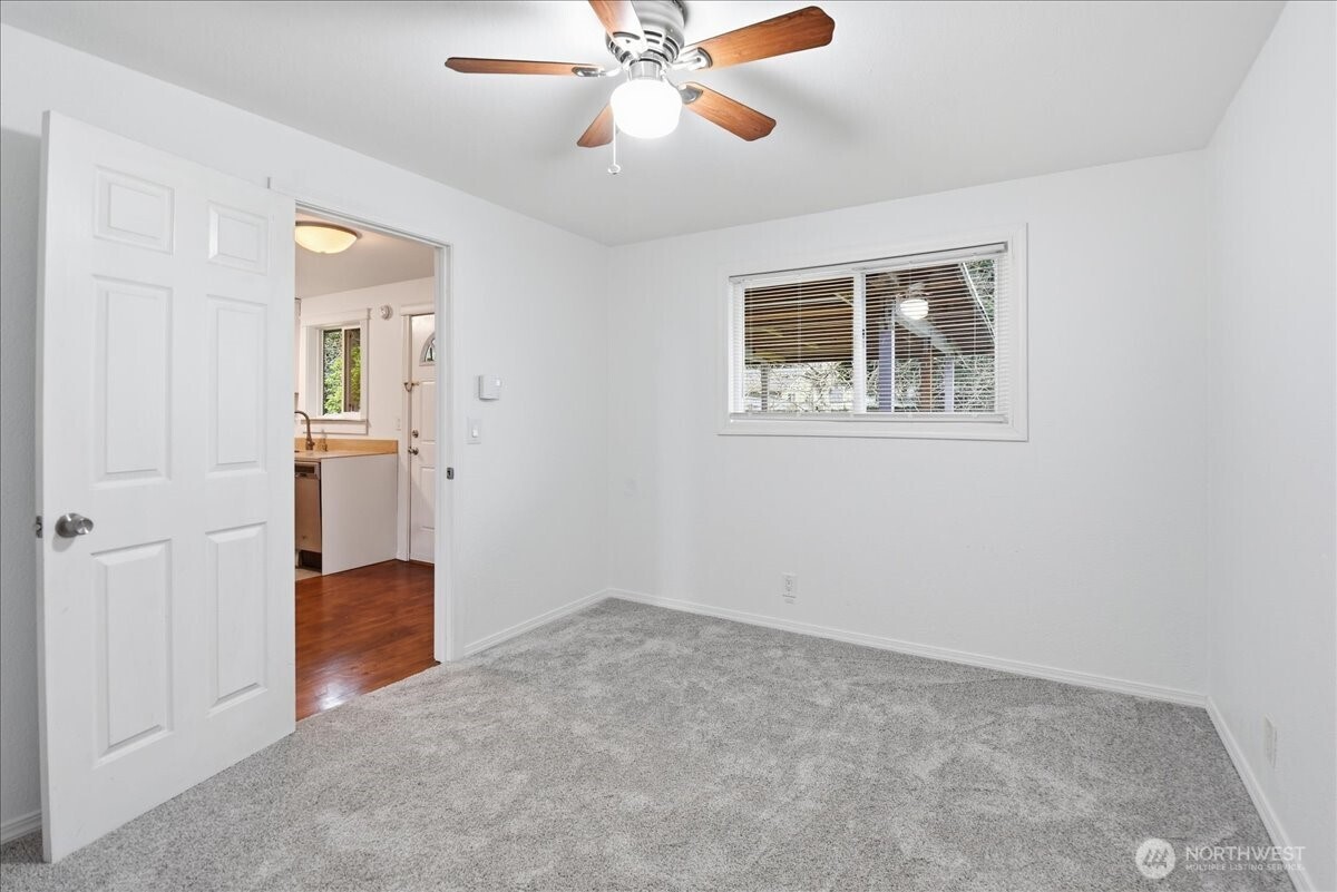 4404 SE 3rd Place , Renton, WA 98059
