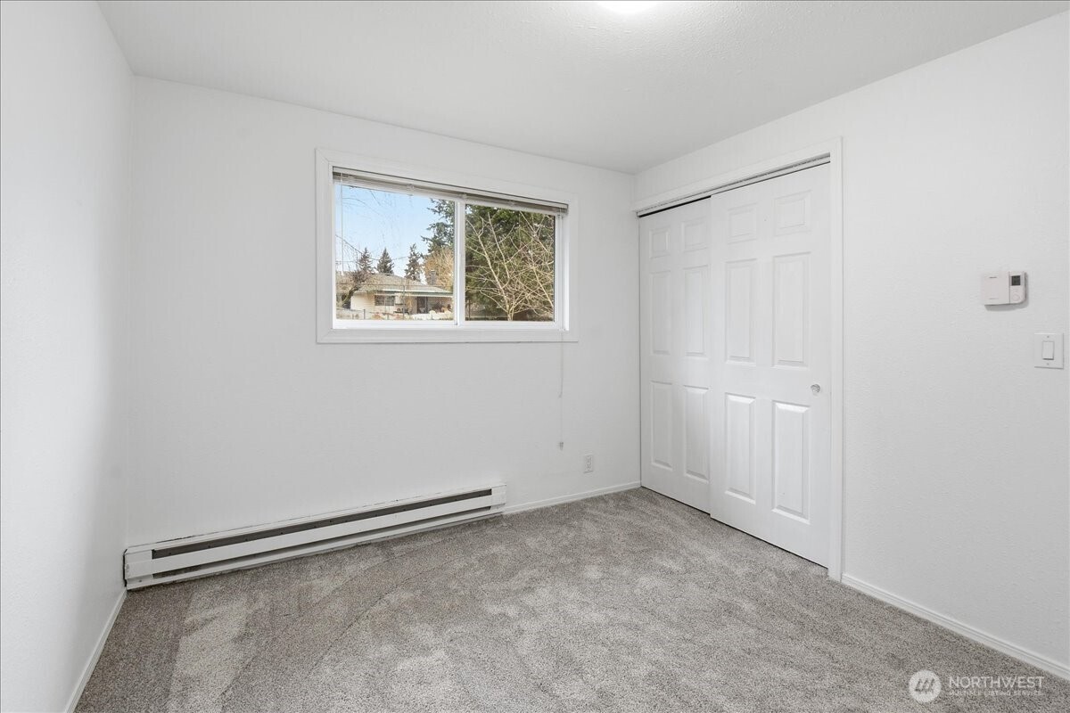 4404 SE 3rd Place , Renton, WA 98059