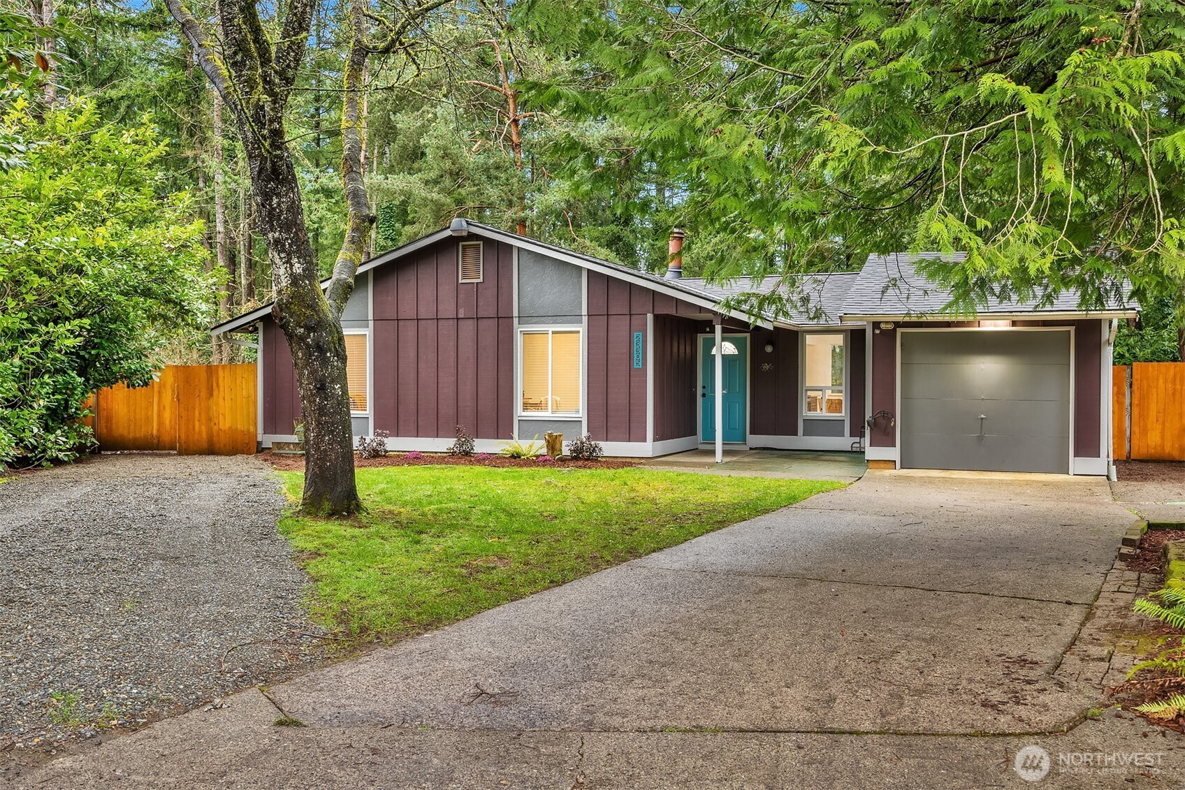 23305 SE 265th Street , Maple Valley, WA 98038