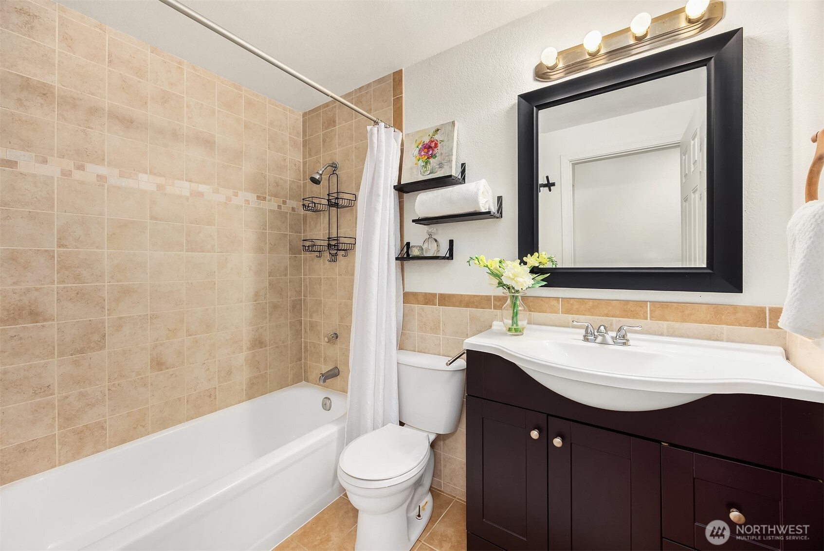 23305 SE 265th Street , Maple Valley, WA 98038