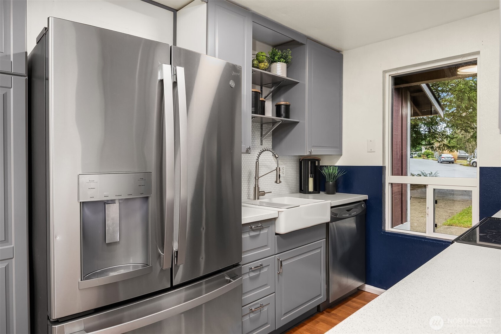 23305 SE 265th Street , Maple Valley, WA 98038