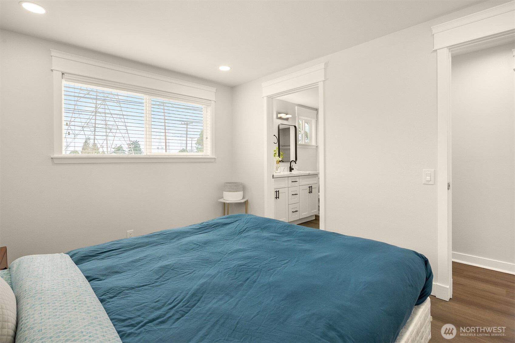 5306 26th Avenue S, Seattle, WA 98110