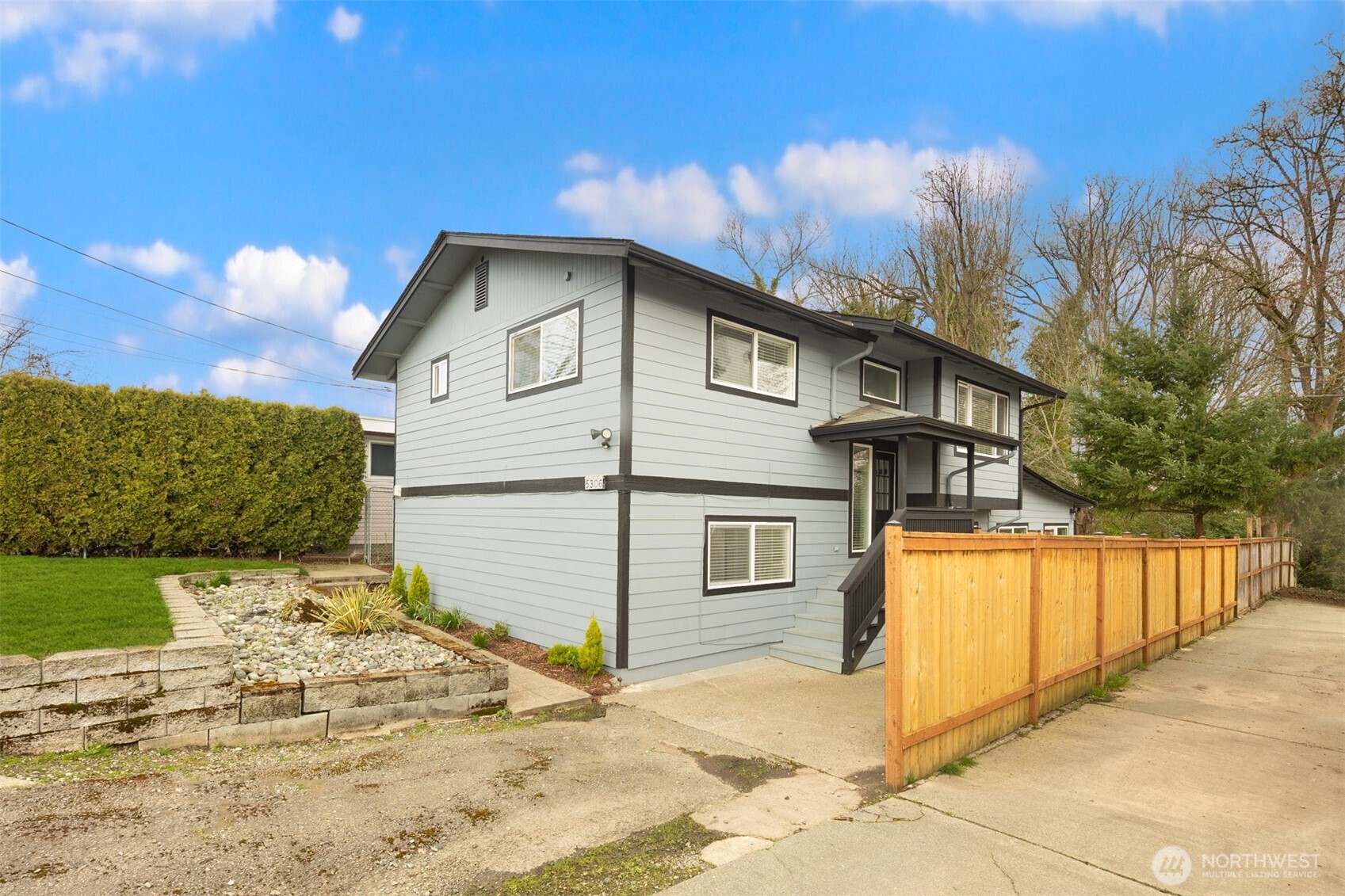 5306 26th Avenue S, Seattle, WA 98110