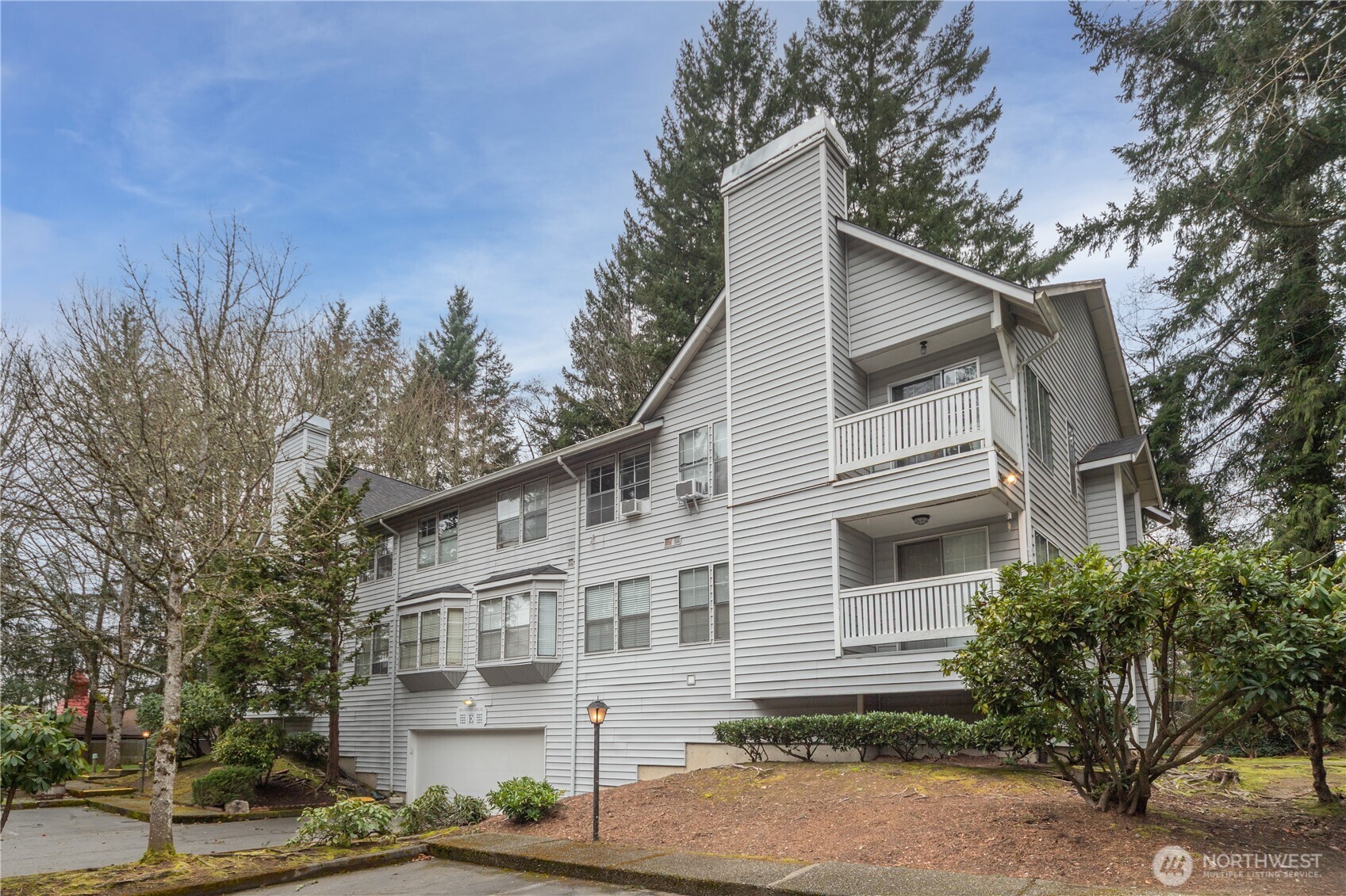 7601 Concord Lane NE #E101, Bremerton, WA 98311