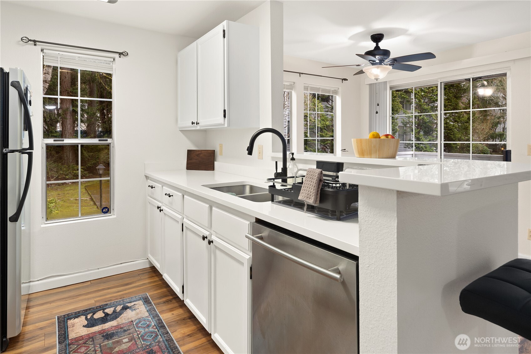 7601 Concord Lane NE #E101, Bremerton, WA 98311