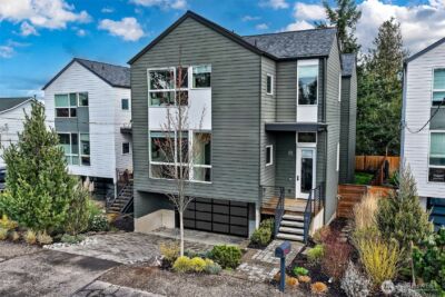 9212 11th Avenue NW, Seattle, WA 98117 - Photo 2