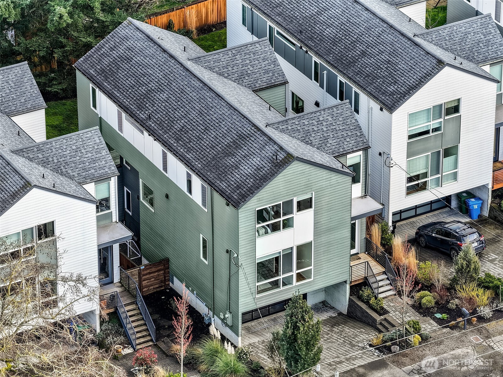 9212 11th Avenue NW, Seattle, WA 98117