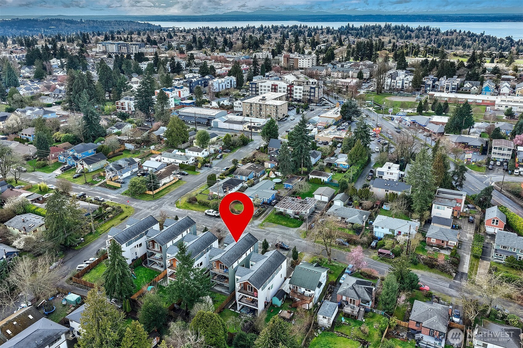 9212 11th Avenue NW, Seattle, WA 98117