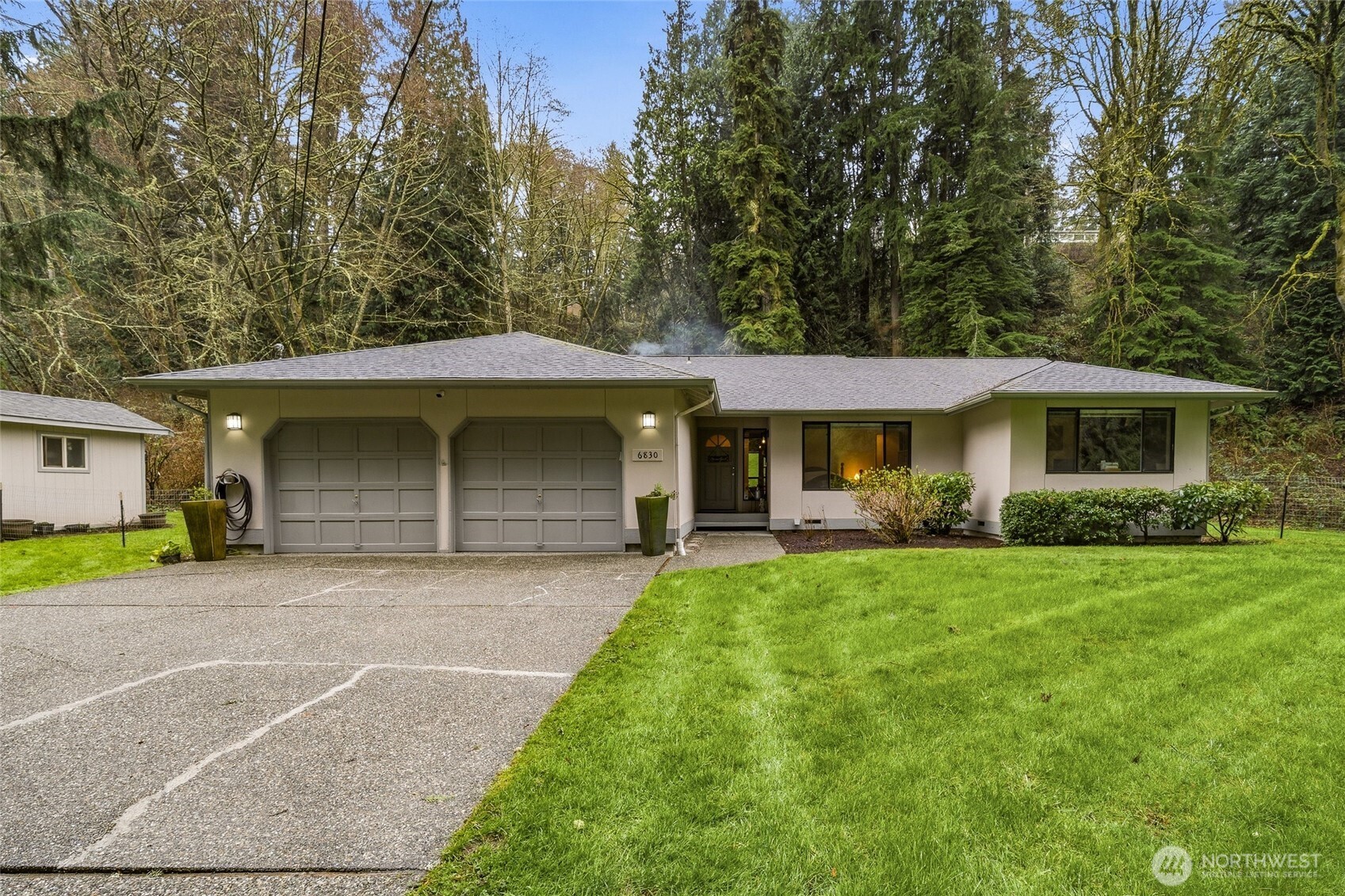 6830 Norma Beach Road , Edmonds, WA 98026