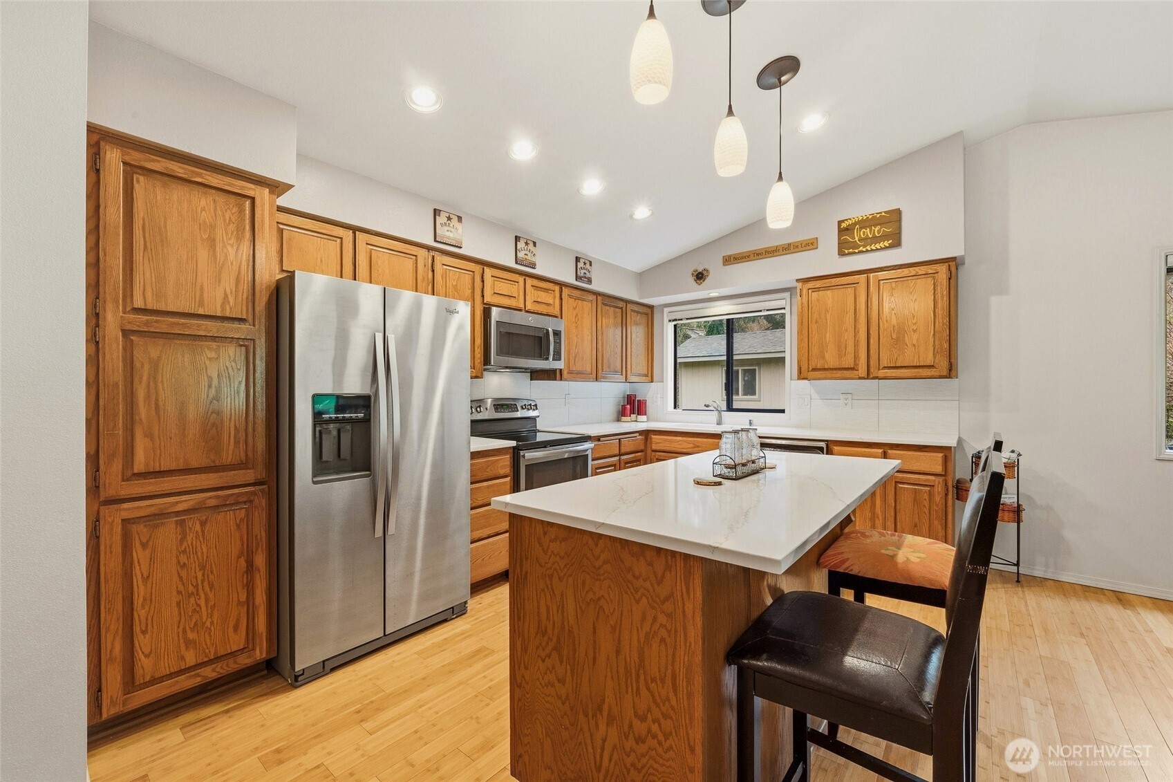 6830 Norma Beach Road , Edmonds, WA 98026