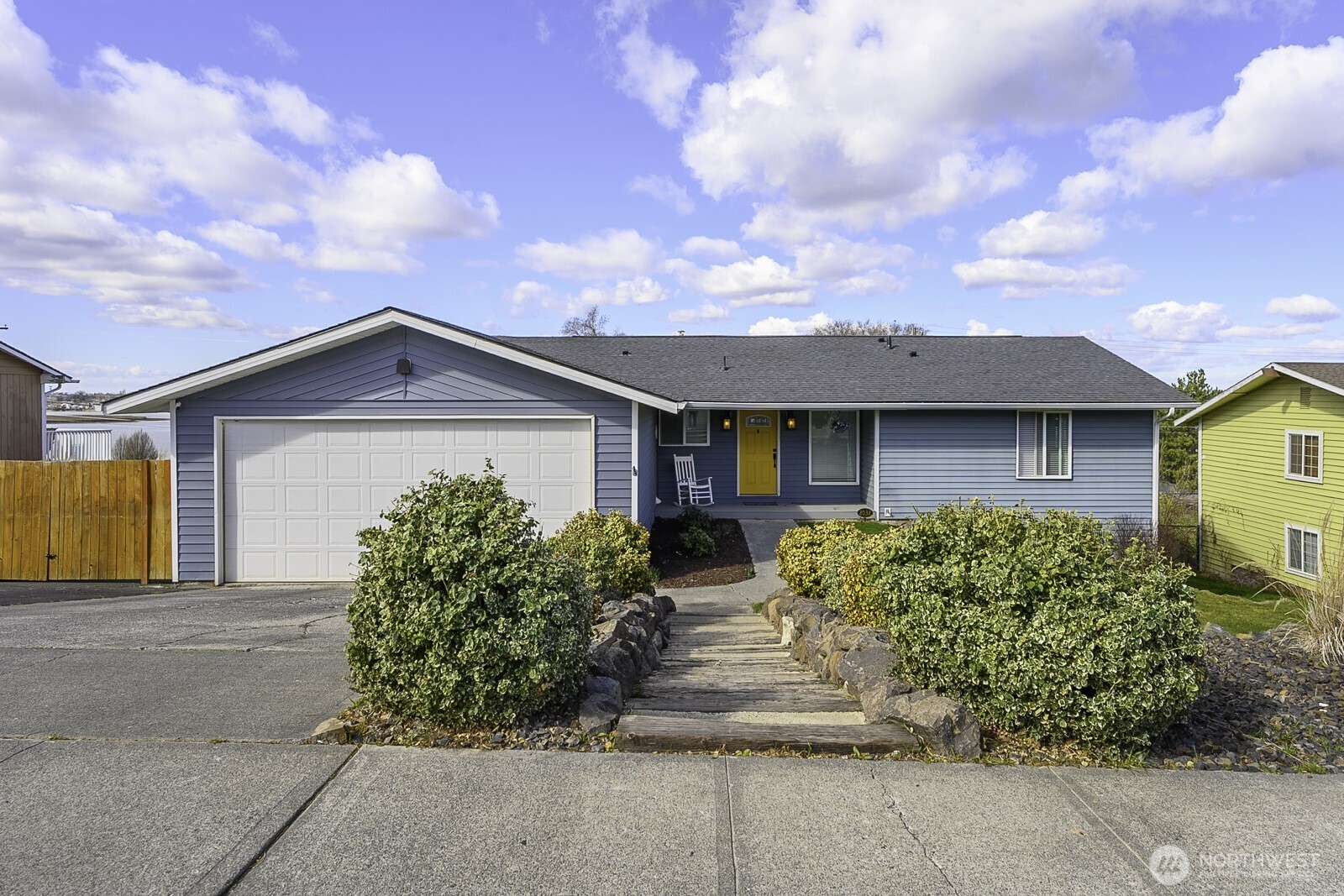 2032 S Beaumont Drive , Moses Lake, WA 98837