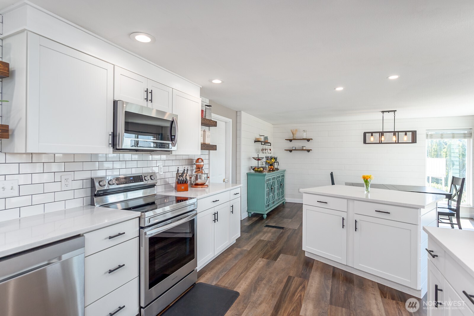 2032 S Beaumont Drive , Moses Lake, WA 98837