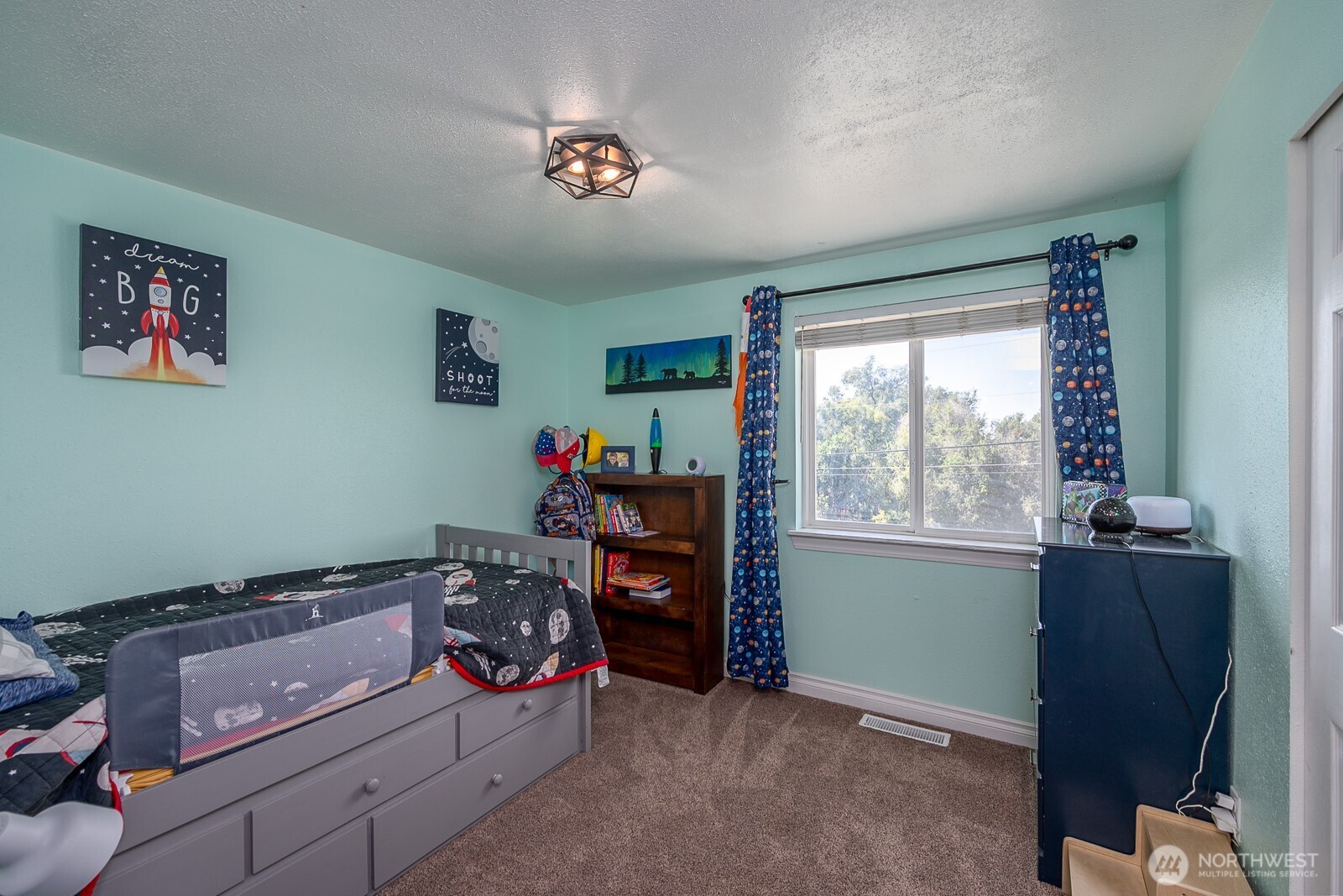 2032 S Beaumont Drive , Moses Lake, WA 98837