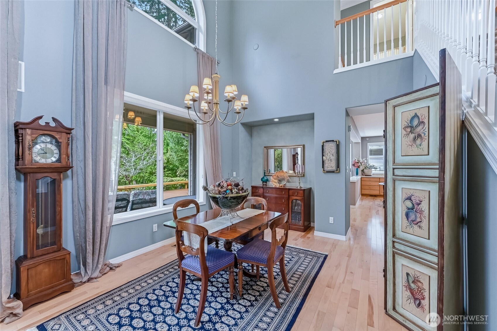 12521 237th Way NE, Redmond, WA 98053