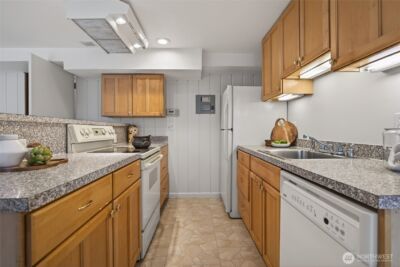 3921 25th Avenue S, Seattle, WA 98108-1510 - Photo 30