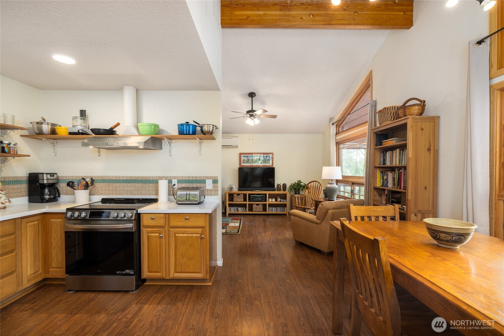 709 Shelter Bay Drive , La Conner, WA 98257